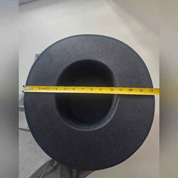 Black Rose Hat - Picture 7 of 10